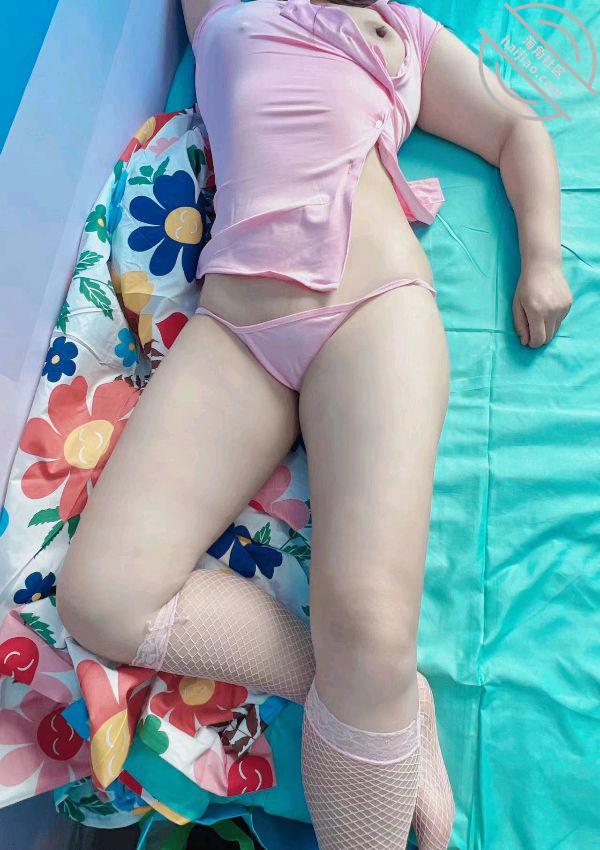 [长篇连载:小犊子大屁股]我竟然喜欢我的继父我难不成是想—来自海角社区