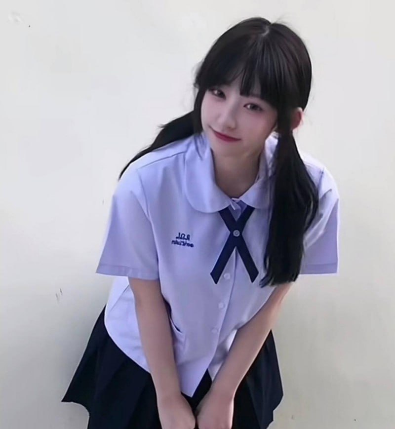 黄一鸣前男友怒撕渣女自曝背锅侠反遭背叛曝黄一鸣被包养