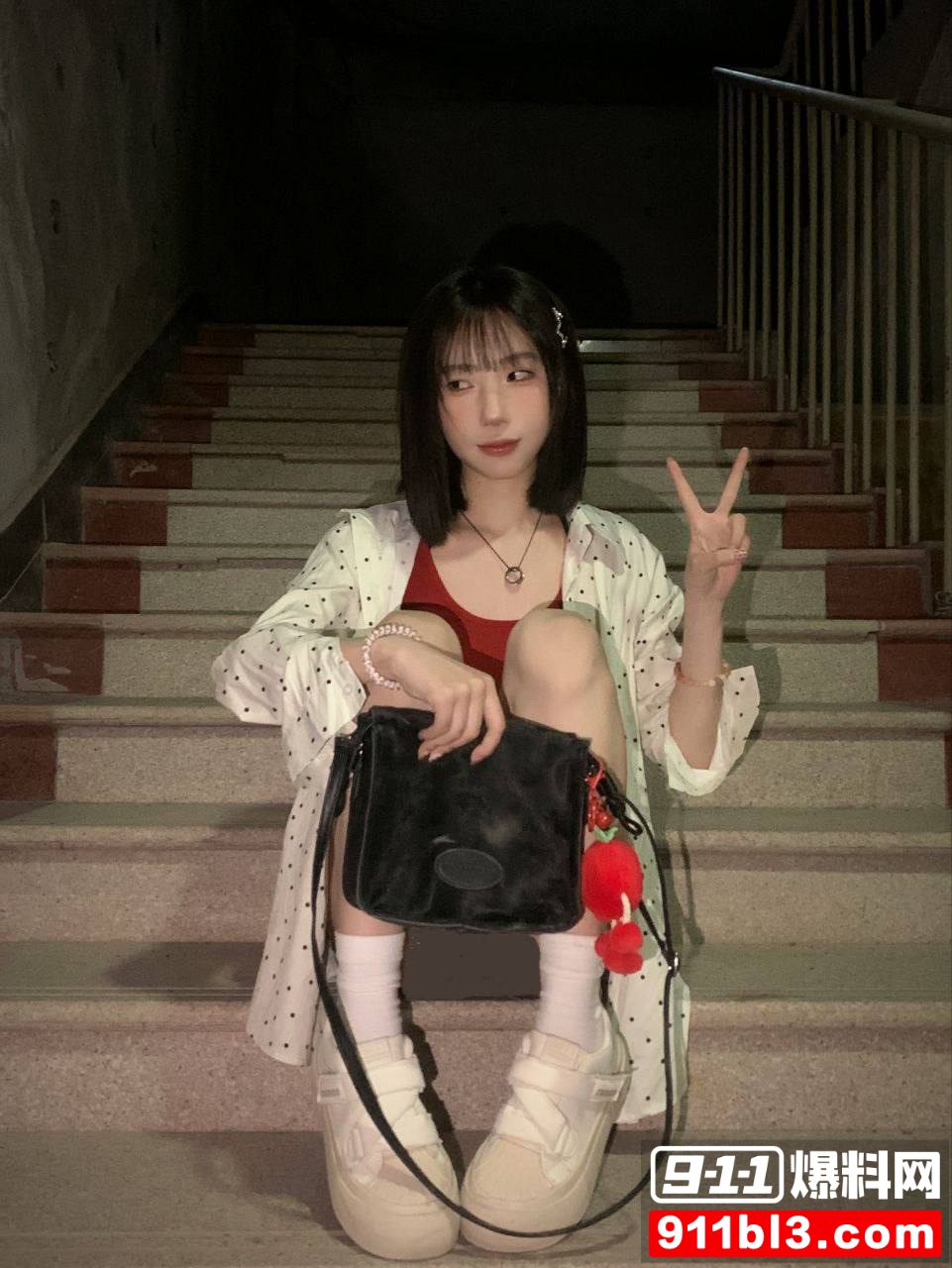 大二女生1 大二女生1