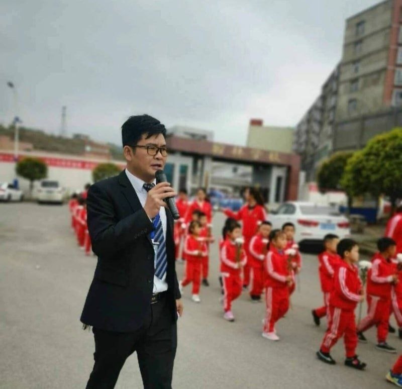 永州郡祁小学师德败坏典范副校长知三当三出轨付老师
