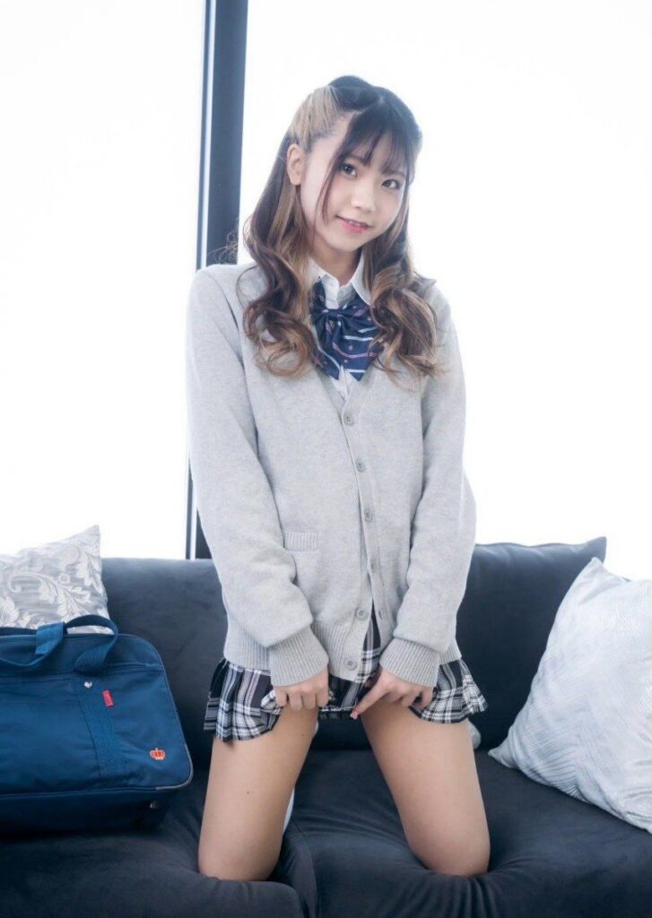 日本清纯地下偶像樋口彩真身曝光曾是av顶级女友永野一夏