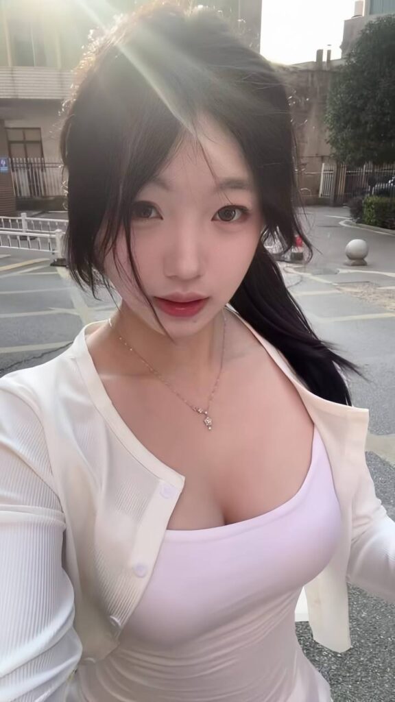 微博新晋福利姬湿妹纯欲嫩下海1分钟短片流出