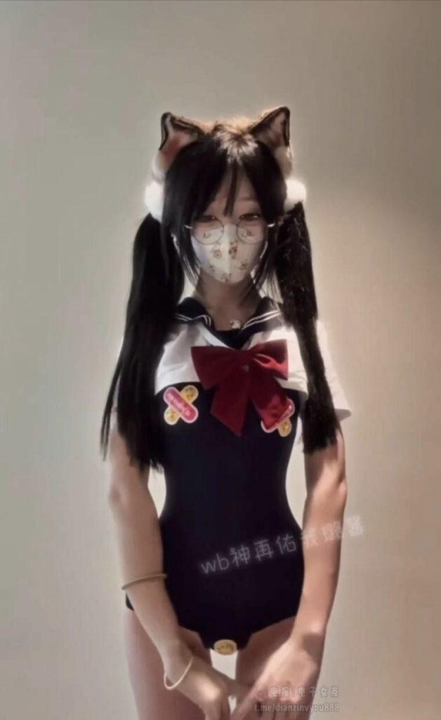 62万粉丝抖音二次元嫩妹神再佑我璐酱塌房露脸不雅视频曝光