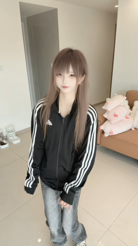 13万粉丝抖音清纯少女网红小鱼大王不雅视频外流