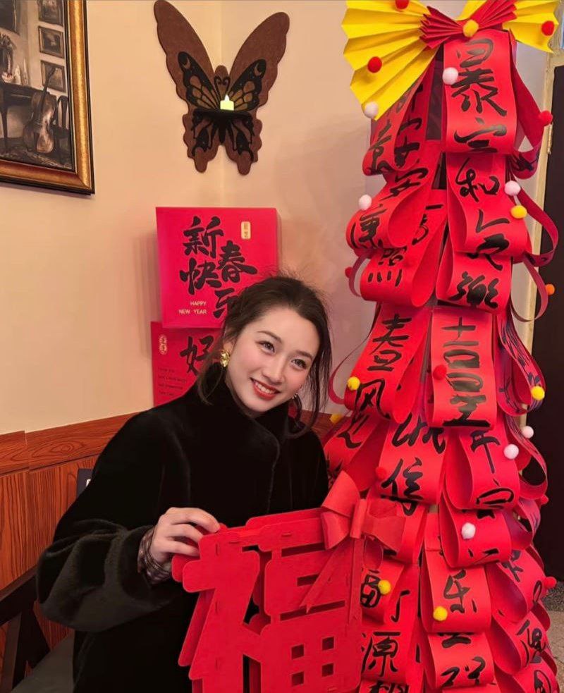上海体育局财务科员邢娜曝丑闻婚内出轨与领导私通