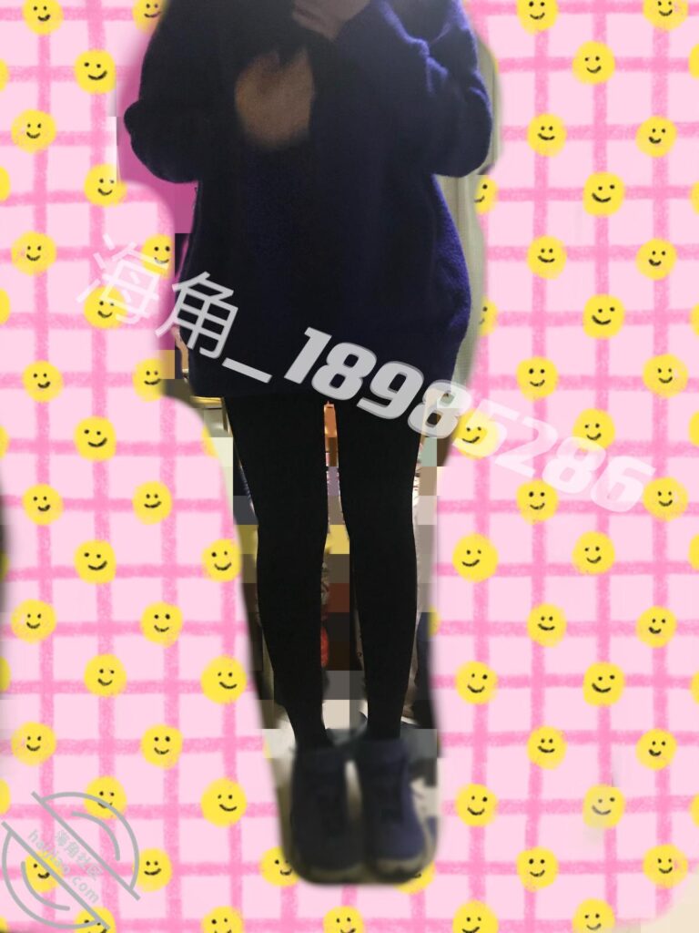 [长篇连载:美腿表姐是丝袜控]被前男友滋润的她反正看的我眼睛发直-来自海角社区的真实故事经历
