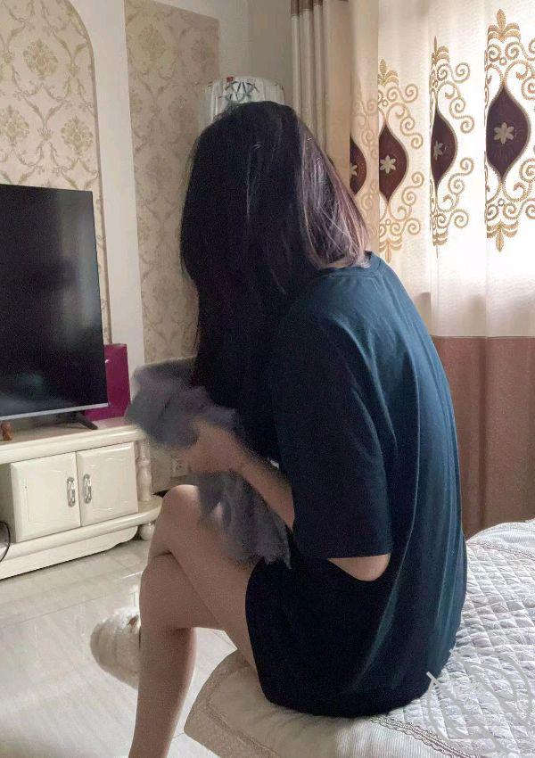[长篇连载:和小嫂子的春天]每天看着跟我同龄的小女人诱惑力太大了-来自海角社区的真实故事经历