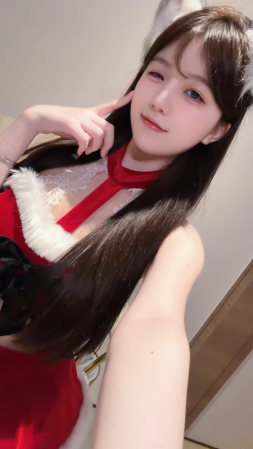 285万粉丝抖音擦边网红天降之雯纯欲少女被传不雅视频