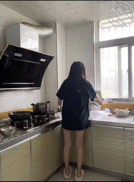 [长篇连载:和小嫂子的春天]每天看着跟我同龄的小女人诱惑力太大了-来自海角社区的真实故事经历