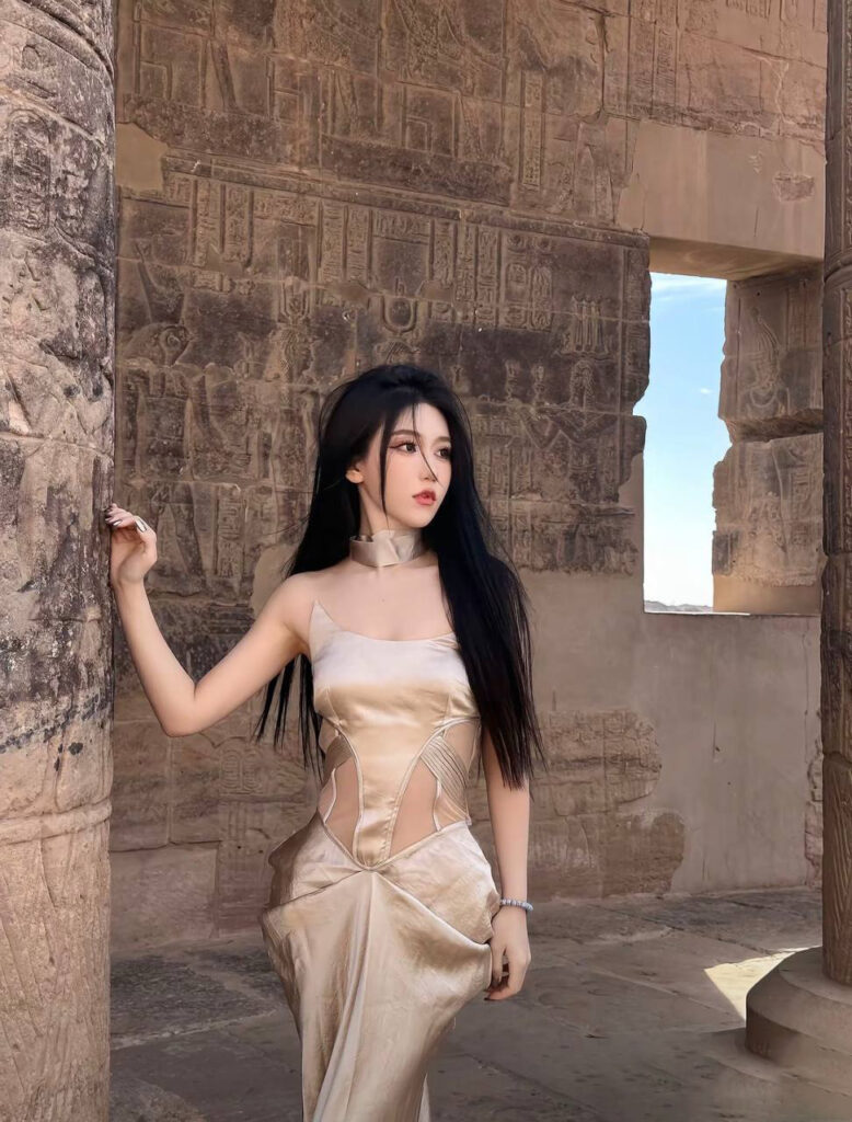 31万粉丝抖音美妆博主33在这黑历史曝光上岸福利姬