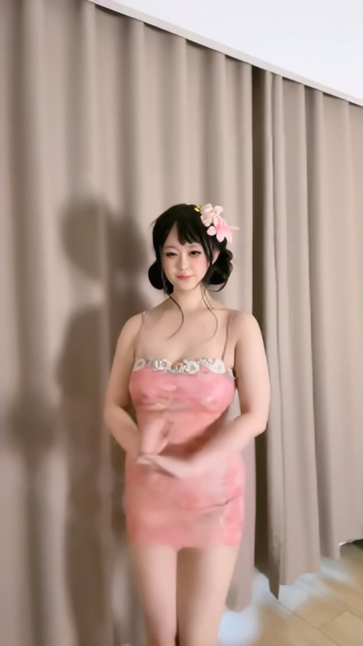 17万粉丝抖音网红漫漫姐姐纯欲风微胖擦边女宠粉小福利