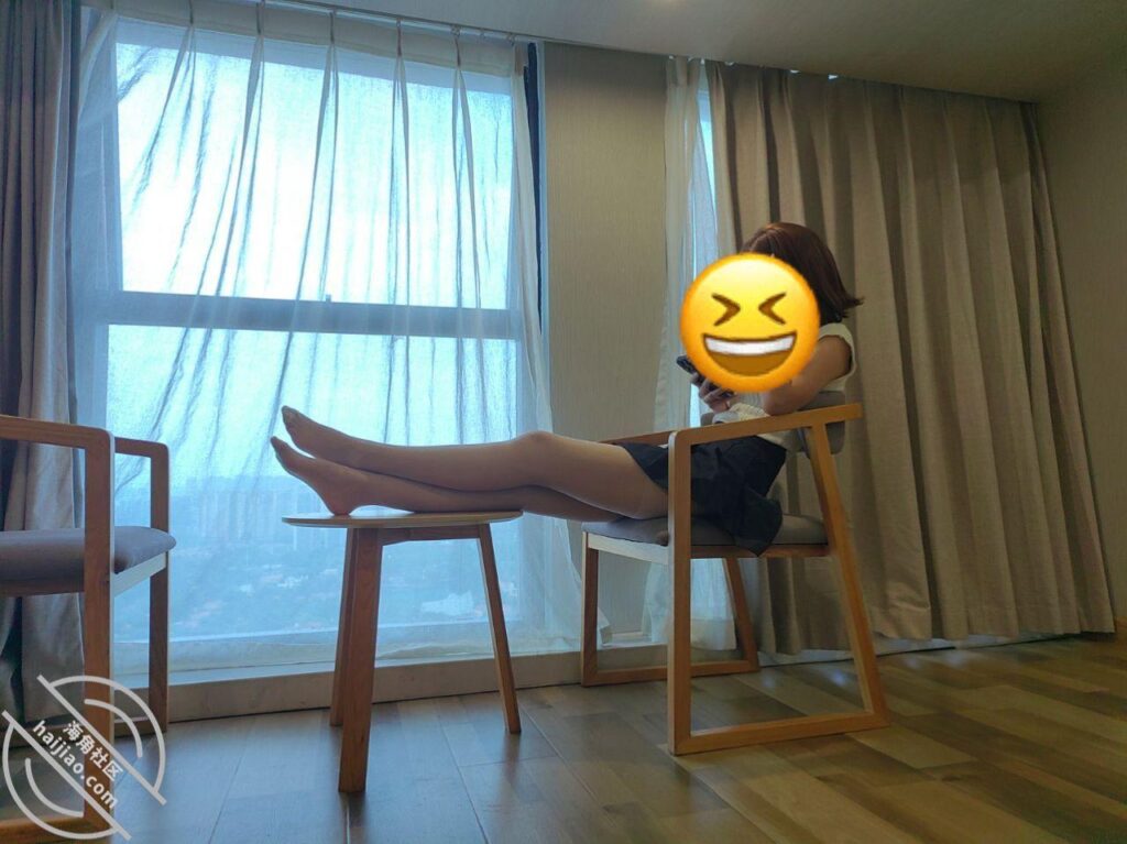 [长篇连载:母狗老师亲表姐]看起来文文静静的语文老师私底下却是这样子-来自海角社区的真实故事经历