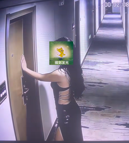 邯郸魏县车往郝村7男2女KTV聚众多人运动