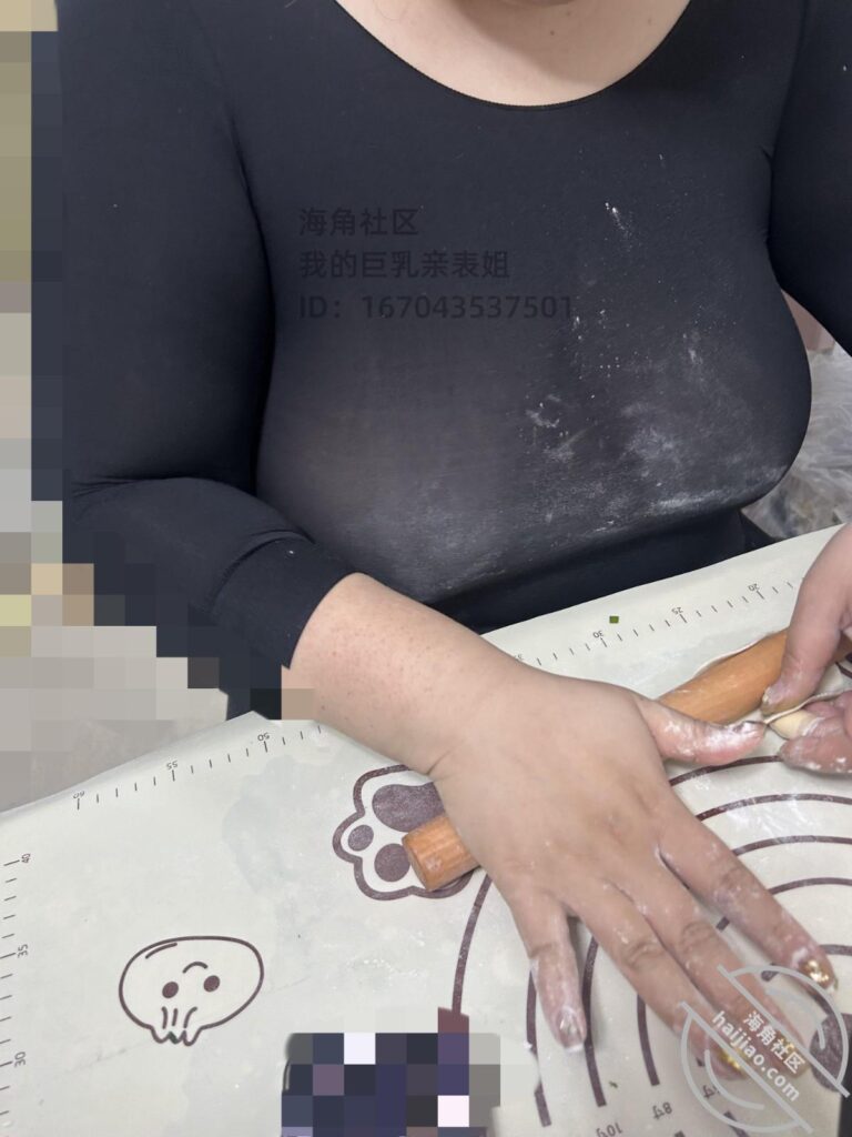 至210章节[长篇连载:我的巨扔亲表姐]一对巨峰在我手里像两个玉球又白又大又水嫩多汁-来自海角社区的真实故事经历