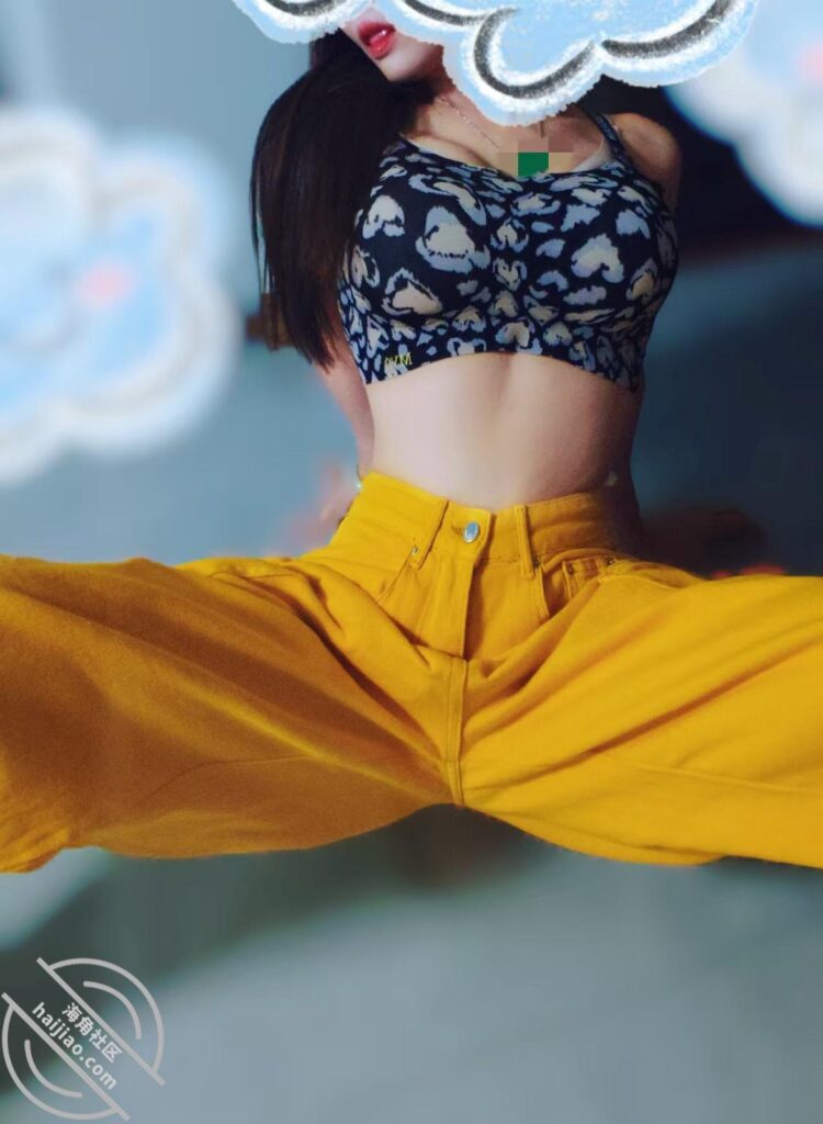 至101章节[长篇连载:亲姐的诱惑]外表这么清纯的一个女人在自己弟弟面前是这样的—来自海角社区的真实故事经历