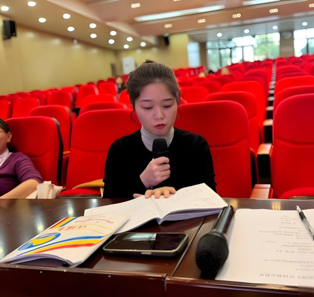 曝光长沙捞女小学老师昌瑾昀订婚后还在相亲苦主自曝记录