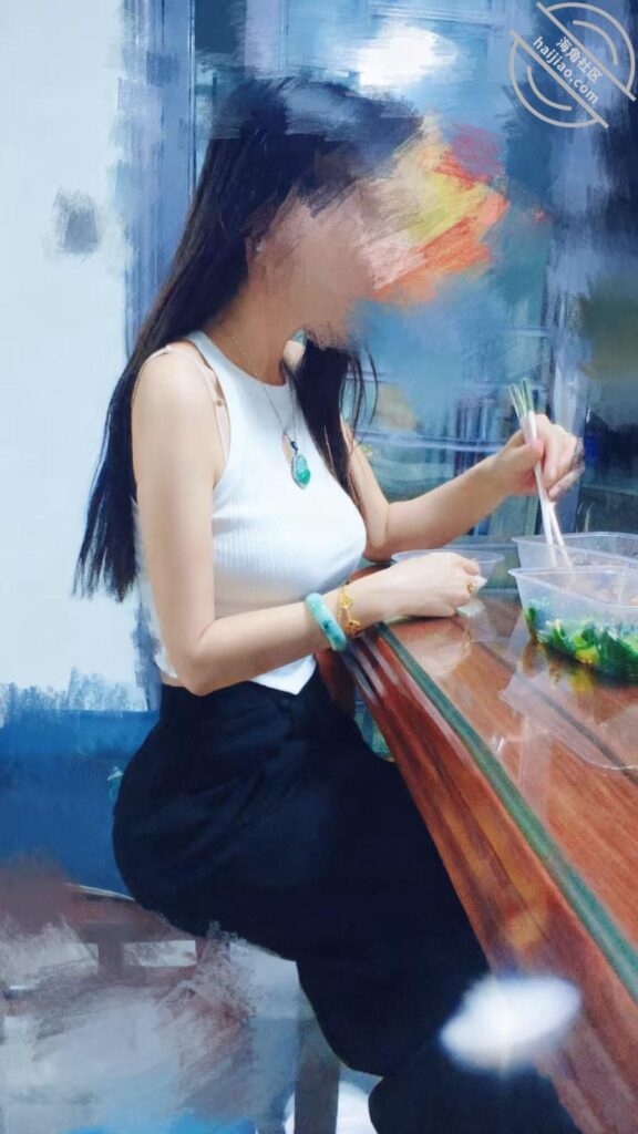 至101章节[长篇连载:亲姐的诱惑]外表这么清纯的一个女人在自己弟弟面前是这样的—来自海角社区的真实故事经历
