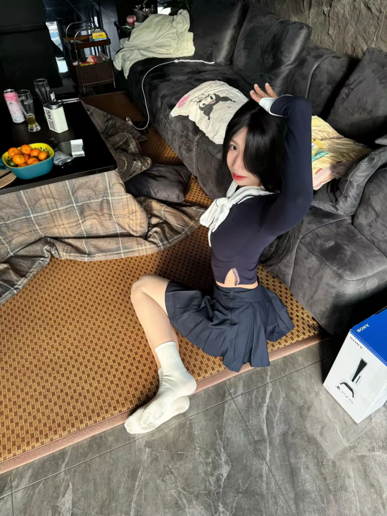 3万粉丝抖音清纯系网红立早章私拍宠粉福利视频外流