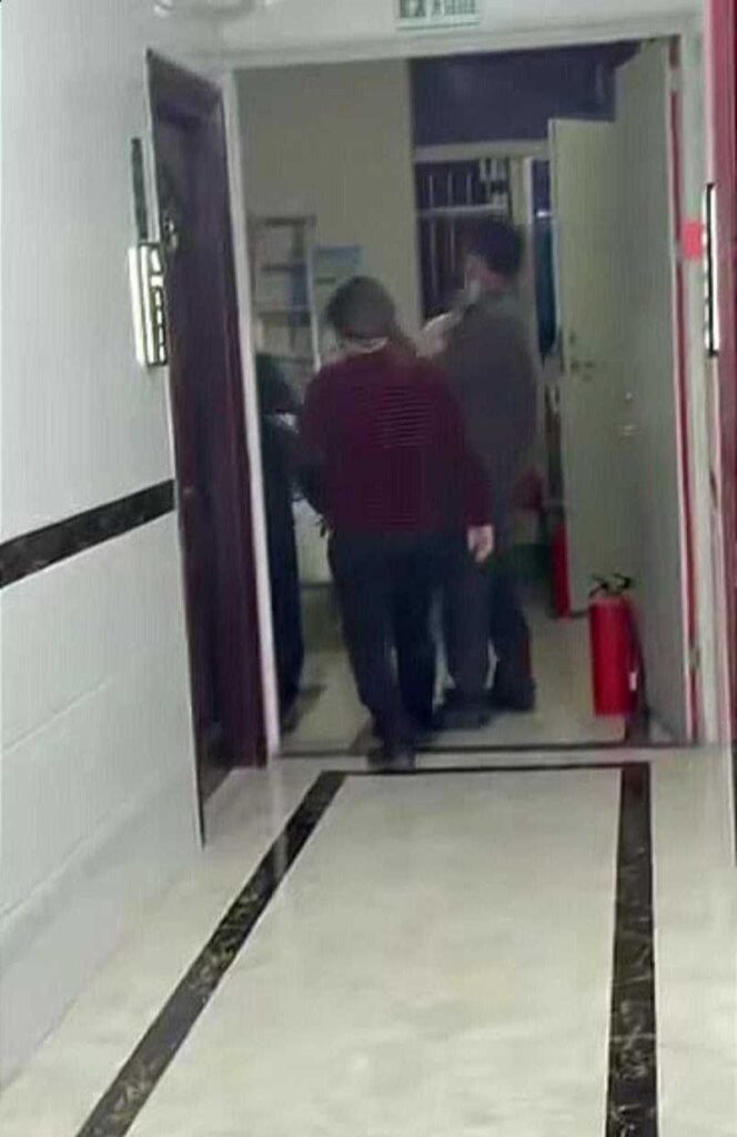 潮汕史诗级抓歼大瓜酒店撞破妻子外遇得知三孩非亲生