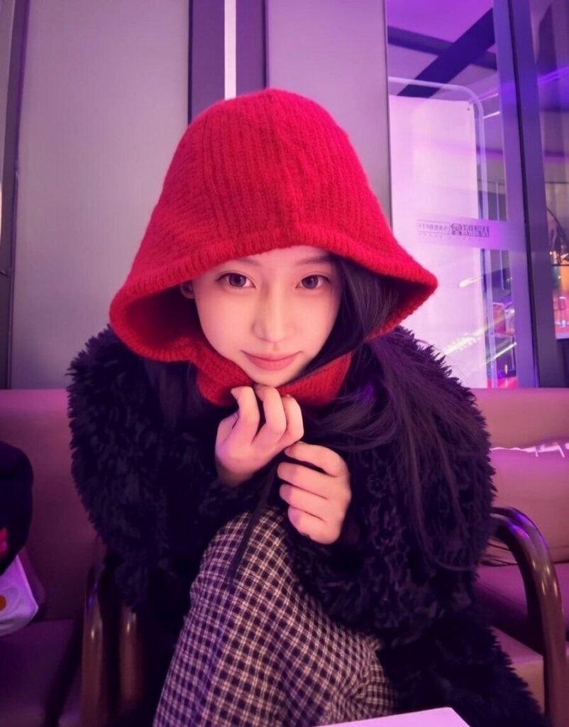 无锡三女一男热瓜疯传抖音富二代酒店自拍刷爆网络