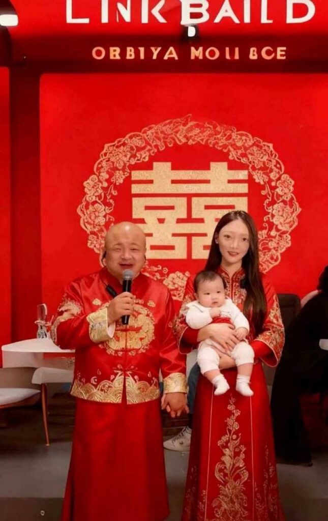 快手千万粉丝网红老狗塌房始末妻子白羽自曝家丑婚内出轨女徒弟