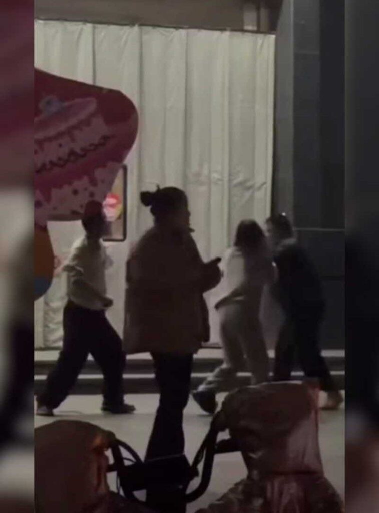 河南驻马店纯爱战神1v5妻子偷情出轨还被兄弟背刺