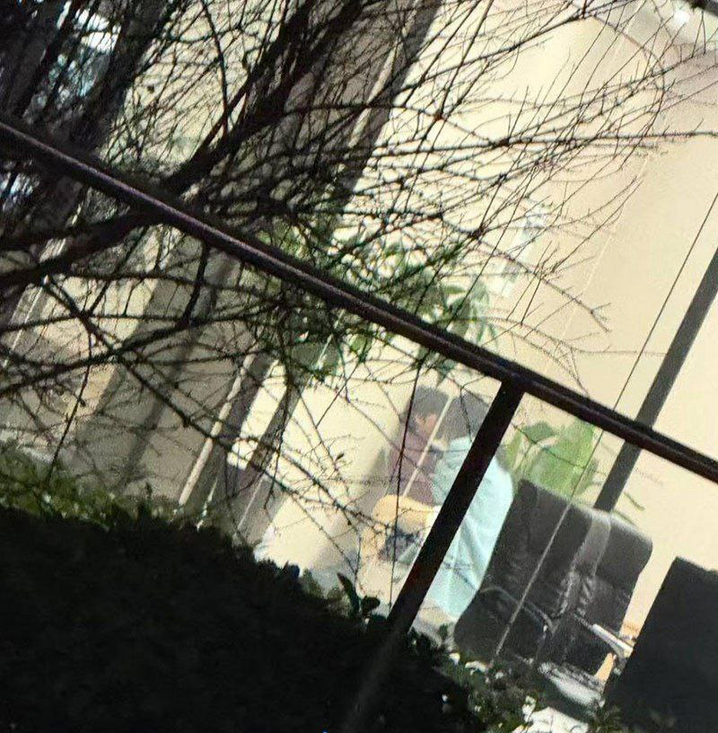 皖江工学院宿舍活动室在校生情侣上演活春宫公开调情