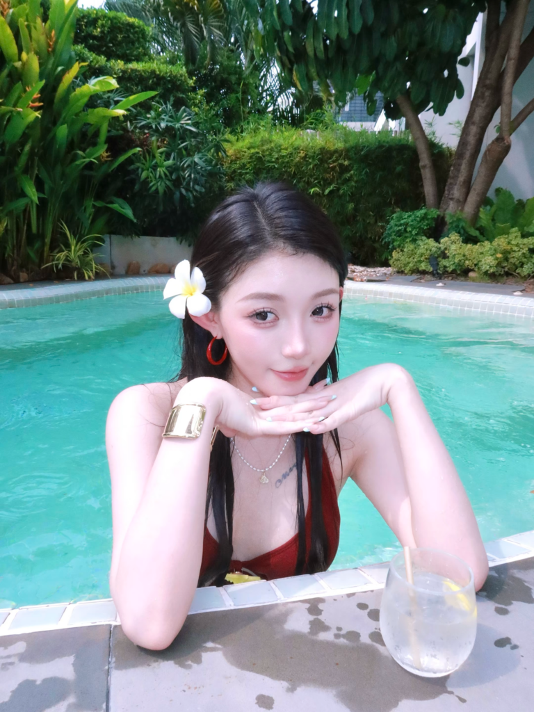 快手抖音5000万粉丝大网红小伊伊被曝三亚出轨小鲜肉
