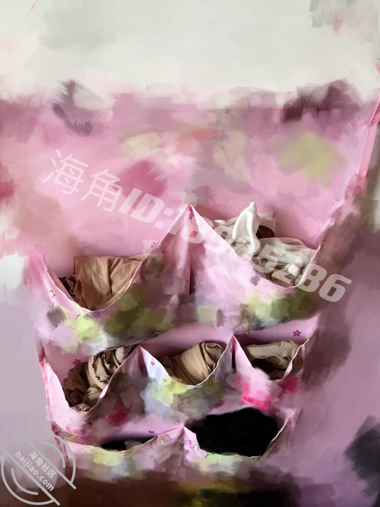 [长篇连载:美腿表姐是丝袜控]被前男友滋润的她反正看的我眼睛发直-来自海角社区的真实故事经历
