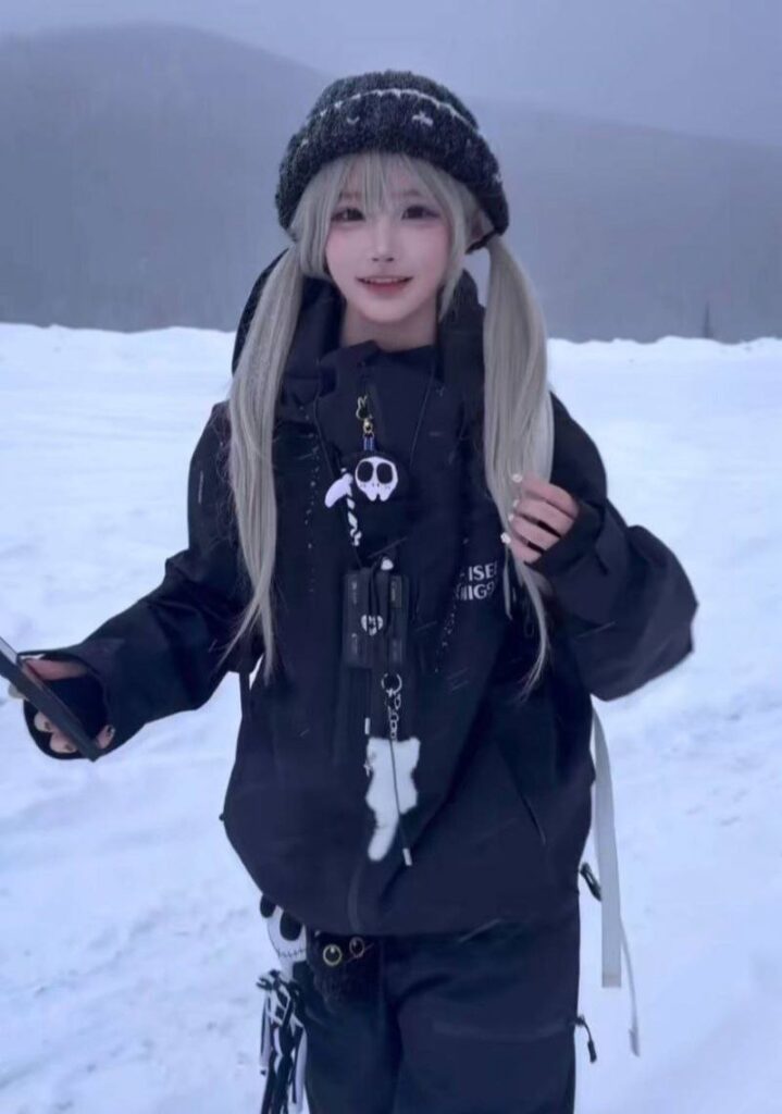 退役滑雪运动员苏福爆冷女友king桑真身竟是福利姬小屁大王