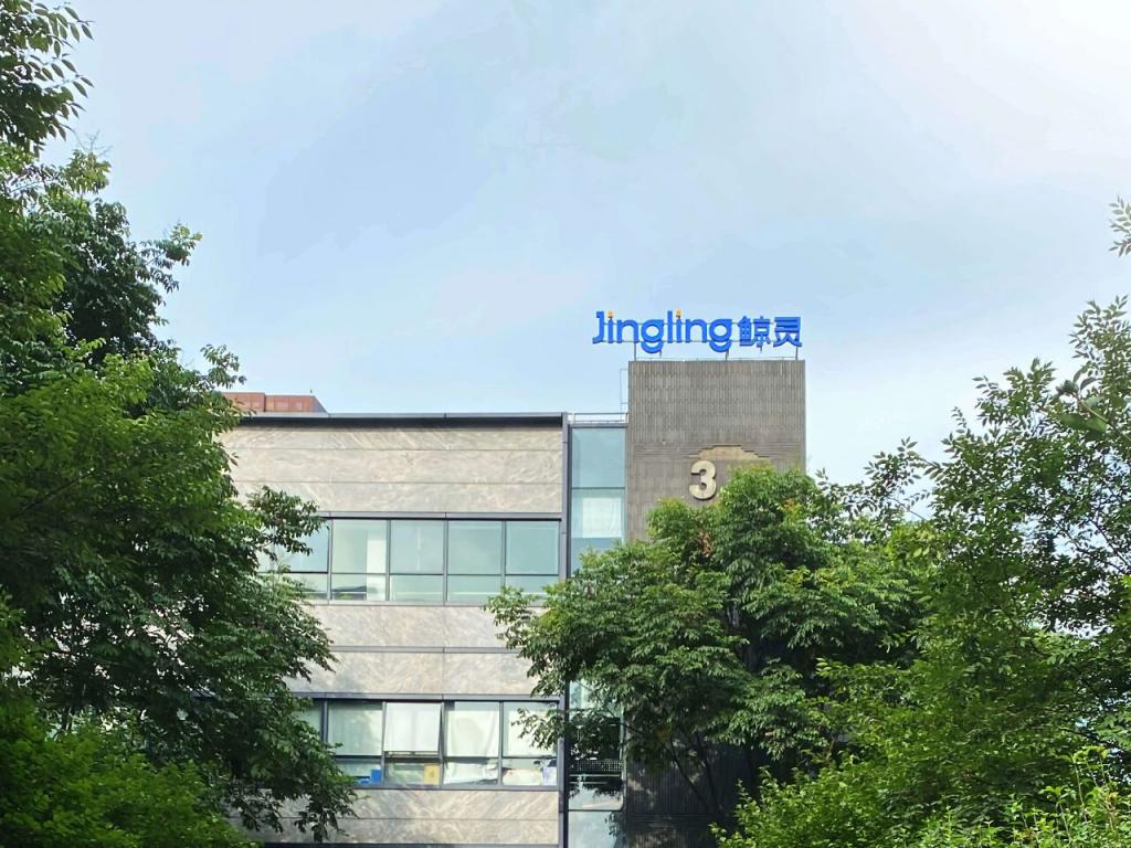 企业大危机鲸灵集团CEO邬强强遭公开举报婚内出轨