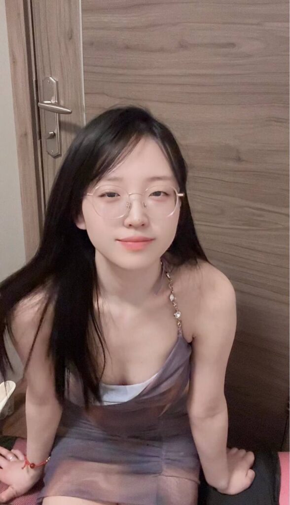 11万粉丝抖音擦边网红肥美小鱼大尺度私拍小视频流出