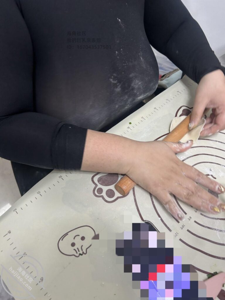 至210章节[长篇连载:我的巨扔亲表姐]一对巨峰在我手里像两个玉球又白又大又水嫩多汁-来自海角社区的真实故事经历