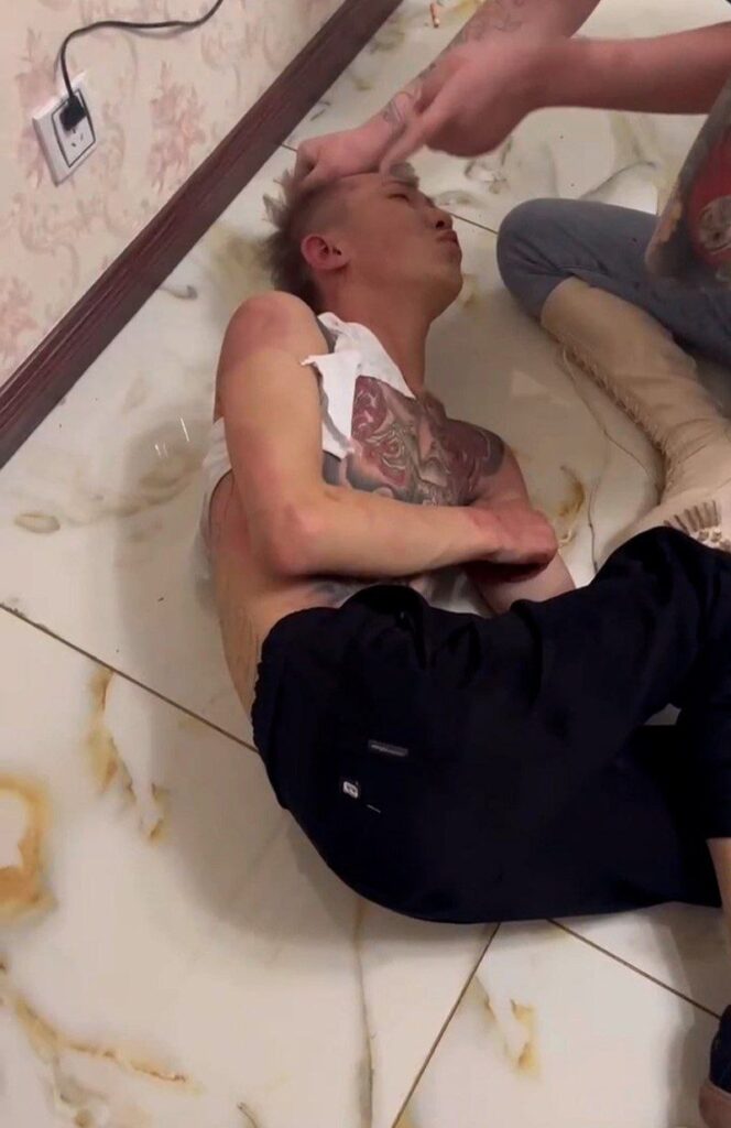 王者荣耀群星荟萃国服小乔上线1v4保护黄毛男友