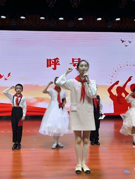 曝光长沙捞女小学老师昌瑾昀订婚后还在相亲苦主自曝记录