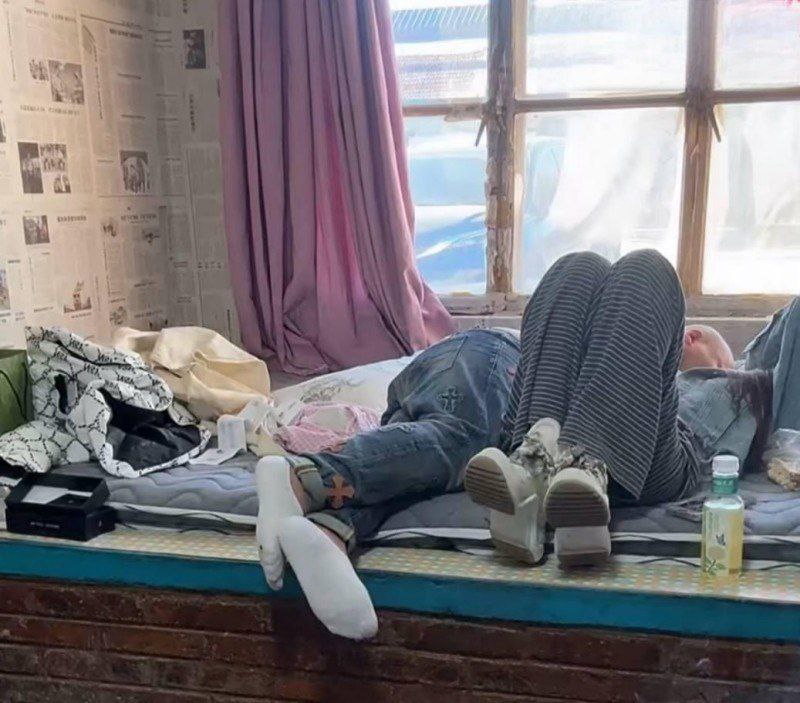 快手千万粉丝网红老狗塌房始末妻子白羽自曝家丑婚内出轨女徒弟