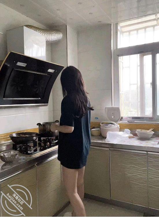 [长篇连载:和小嫂子的春天]每天看着跟我同龄的小女人诱惑力太大了-来自海角社区的真实故事经历