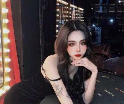 台湾庙会最美云妃竟是外围女ins网红草莓0429被曝不雅视频