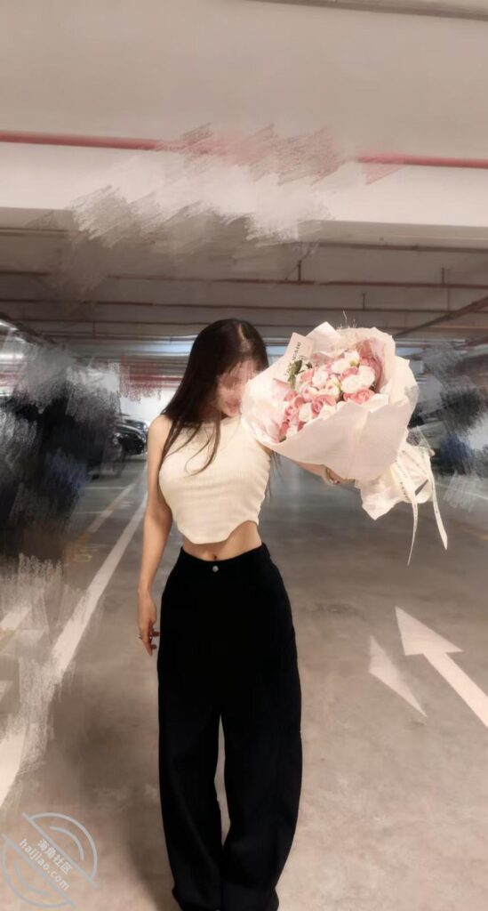 至101章节[长篇连载:亲姐的诱惑]外表这么清纯的一个女人在自己弟弟面前是这样的—来自海角社区的真实故事经历