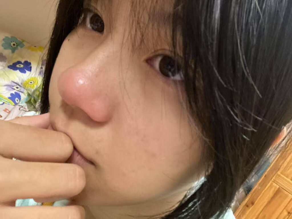 宿舍战神一夜爆火大学生福利姬马丹妮露脸下海视频流出
