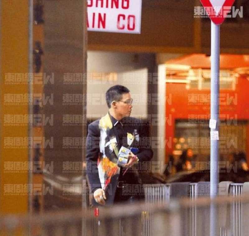 香港情歌王子苏永康婚内出轨陌生女子深情王子太多情