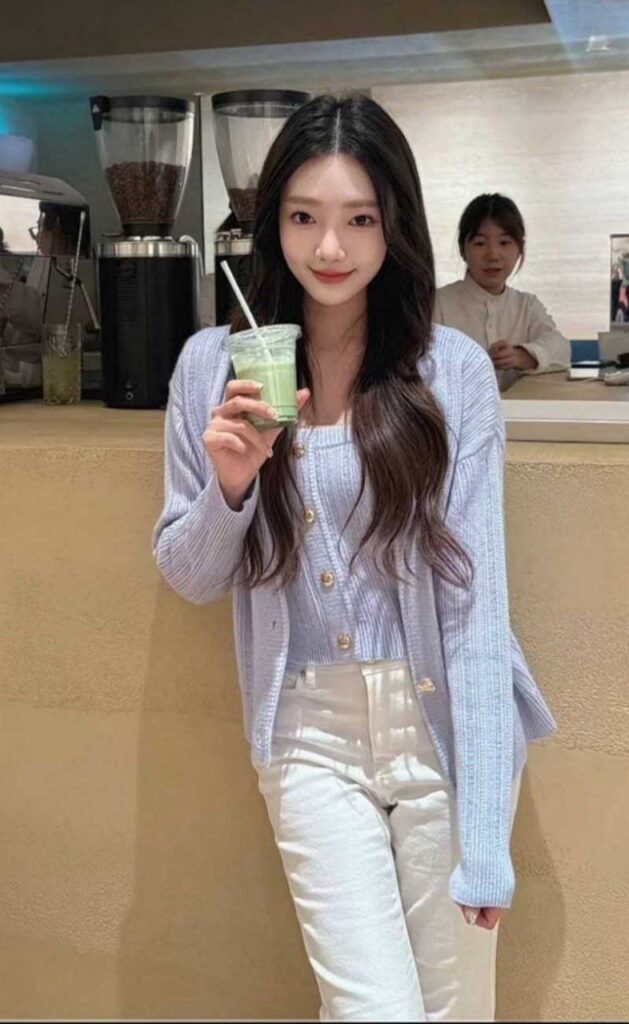 快手千万粉丝网红老狗塌房始末妻子白羽自曝家丑婚内出轨女徒弟