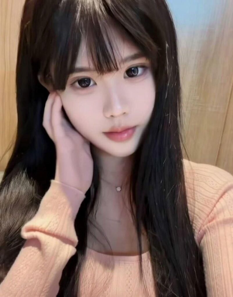 戏精人设坍塌抖音网红我是xixi谎称家暴骗通勤婚内出轨被曝光