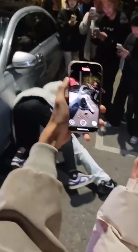 真男人无所畏惧女友出轨背刺广西谢霆锋桂林c罗1v4大战精神小伙