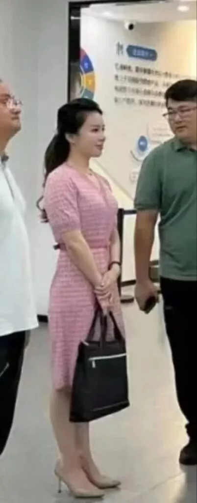 扬州商务局副局长戴璐婚房多次与副市长婚房偷情57分钟完整版流出