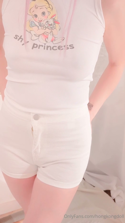 OnlyFans玩偶姐姐HongKongdoll最新定制作品《可爱baobao》