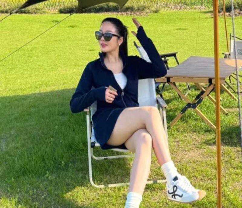 快手千万粉丝牌晓亮实锤塌房直播间当场xd被爆出轨