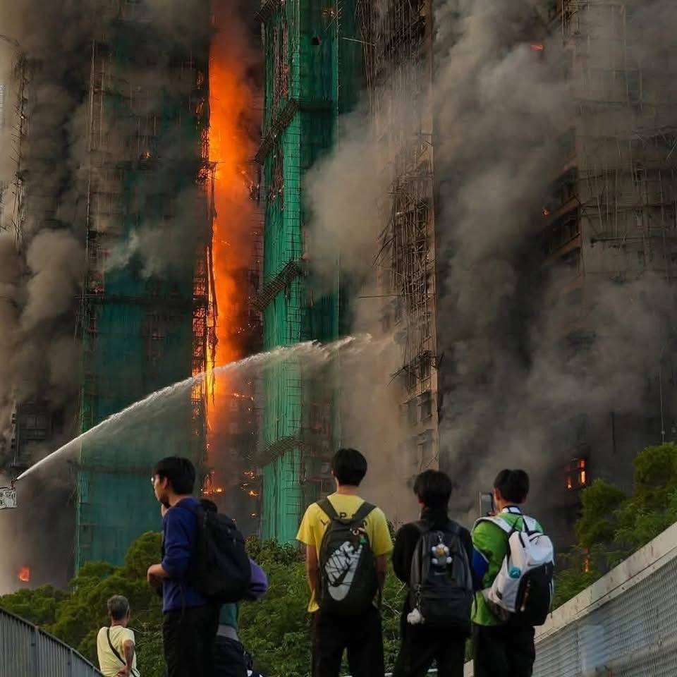 历史最严重火灾香港大埔屋宏福苑超五级大火疑似施工失误