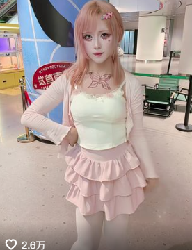 12万粉丝网红蠢萌婵yoch婵姐女友自曝二人被同事暴力黑手s霸凌猥亵