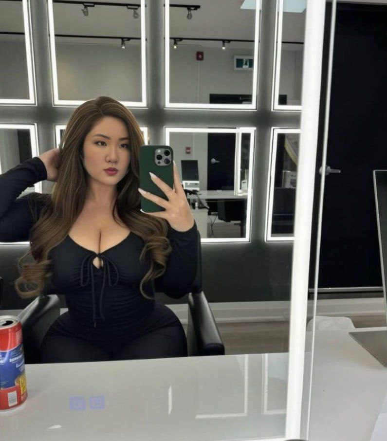 北美留学生caroline王冰萱怒怼留学圈三通一达却被挖出轨白男黑历史